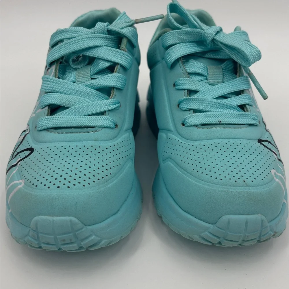 Skechers fun comfy